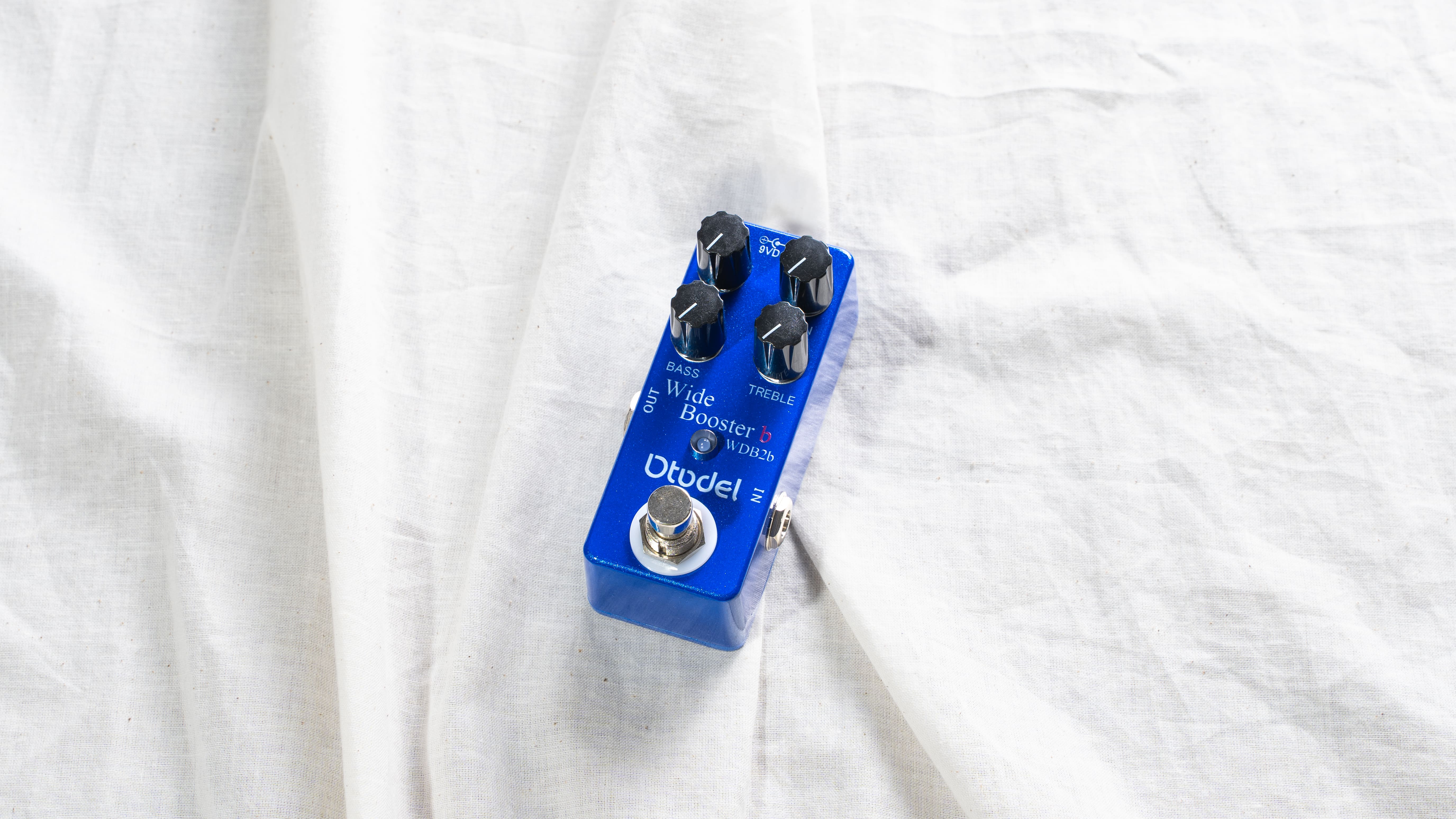 Wide Booster b【WDB2b】